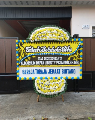 Papan Bunga Duka di Siantan